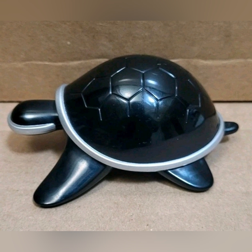 Burger King 2007 Hasbro Kids Club Black I-Turtle Happy Meal Toy - Picture 2 of 9